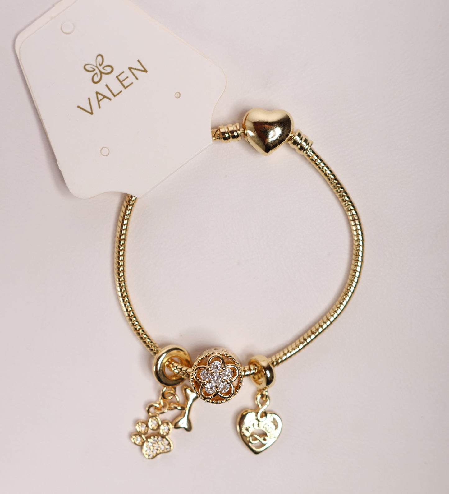 Charm friends forever