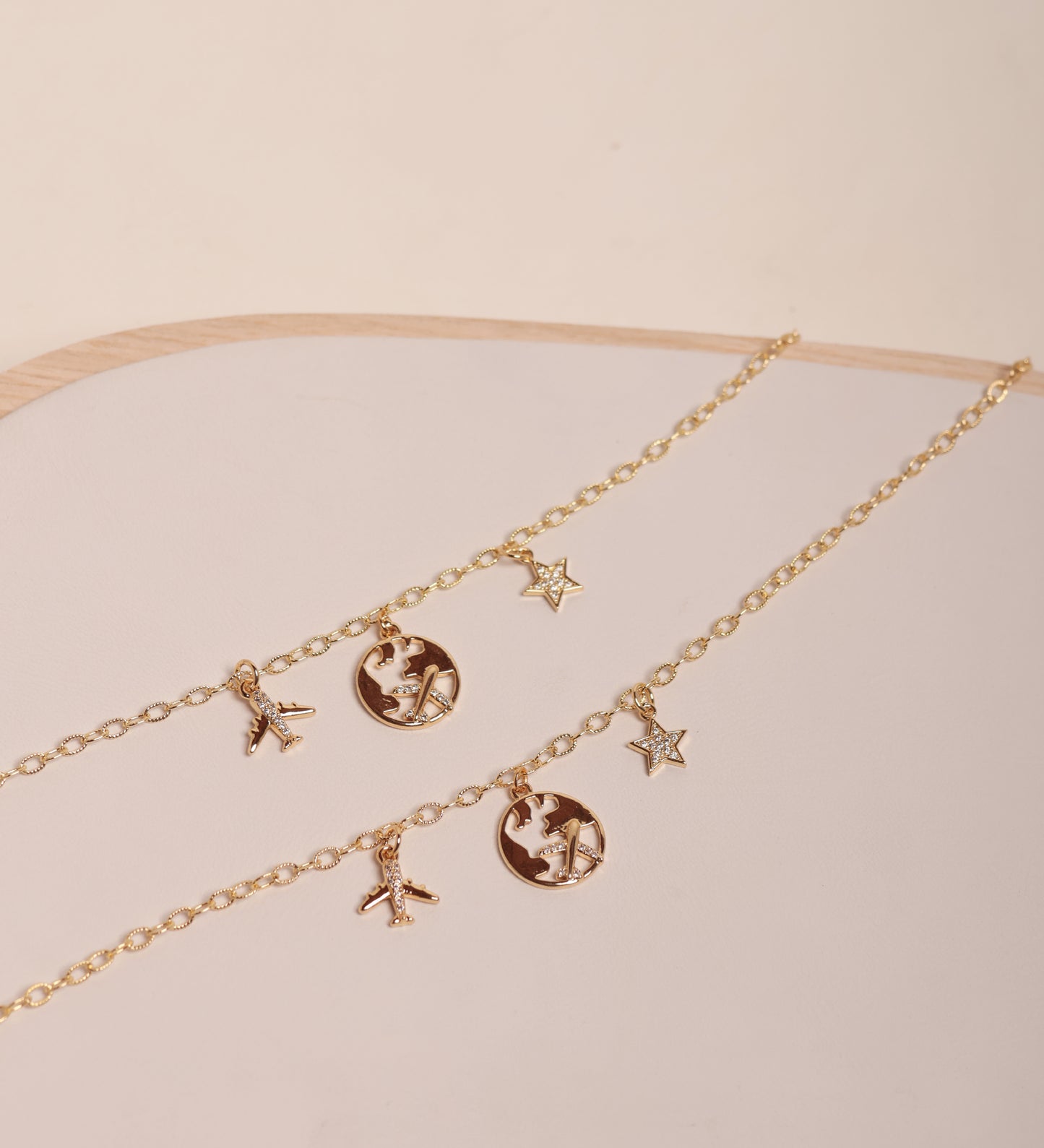 Collar viaje multicharm