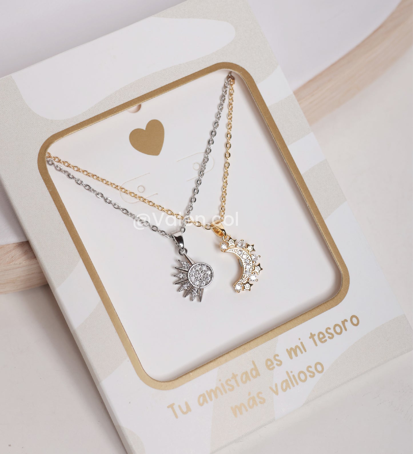 Collar dúo sol y luna