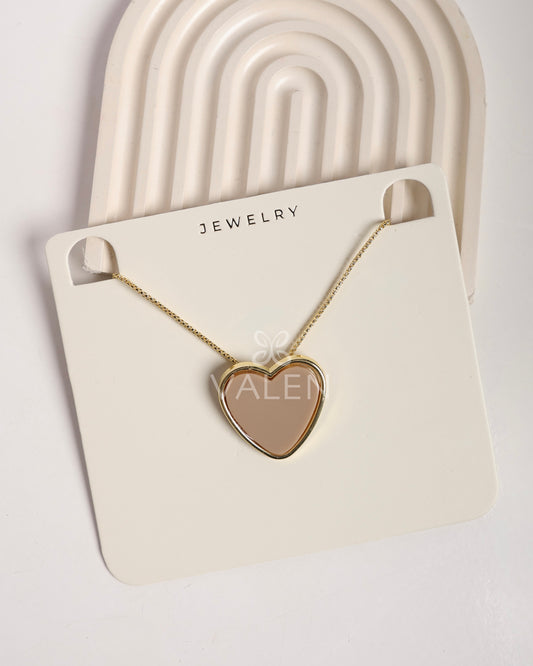 Collar corazón café