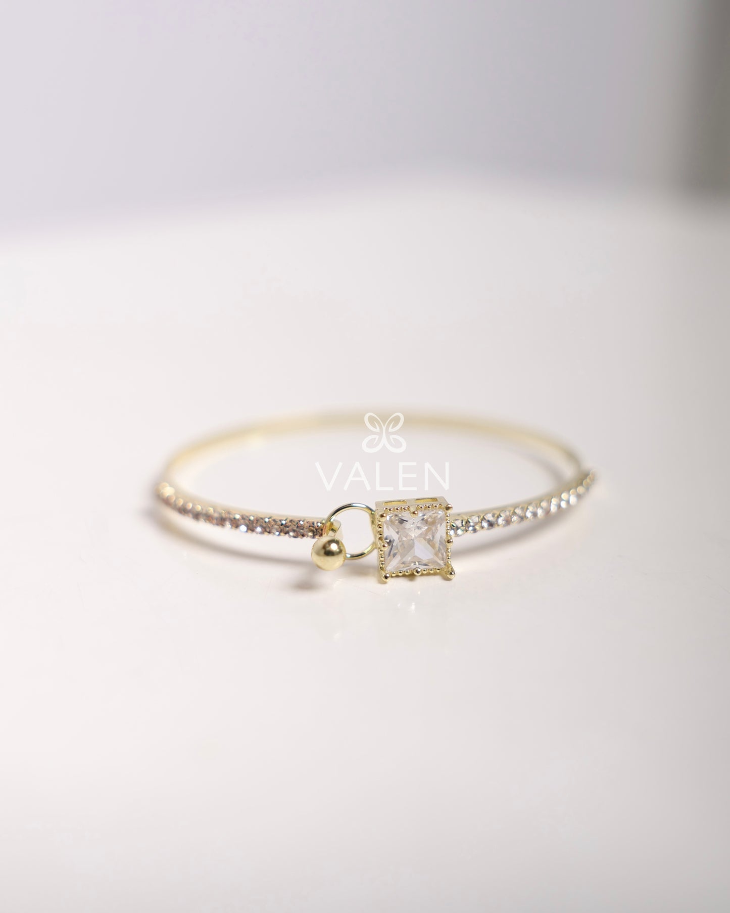 Pulso cuadrado diamante