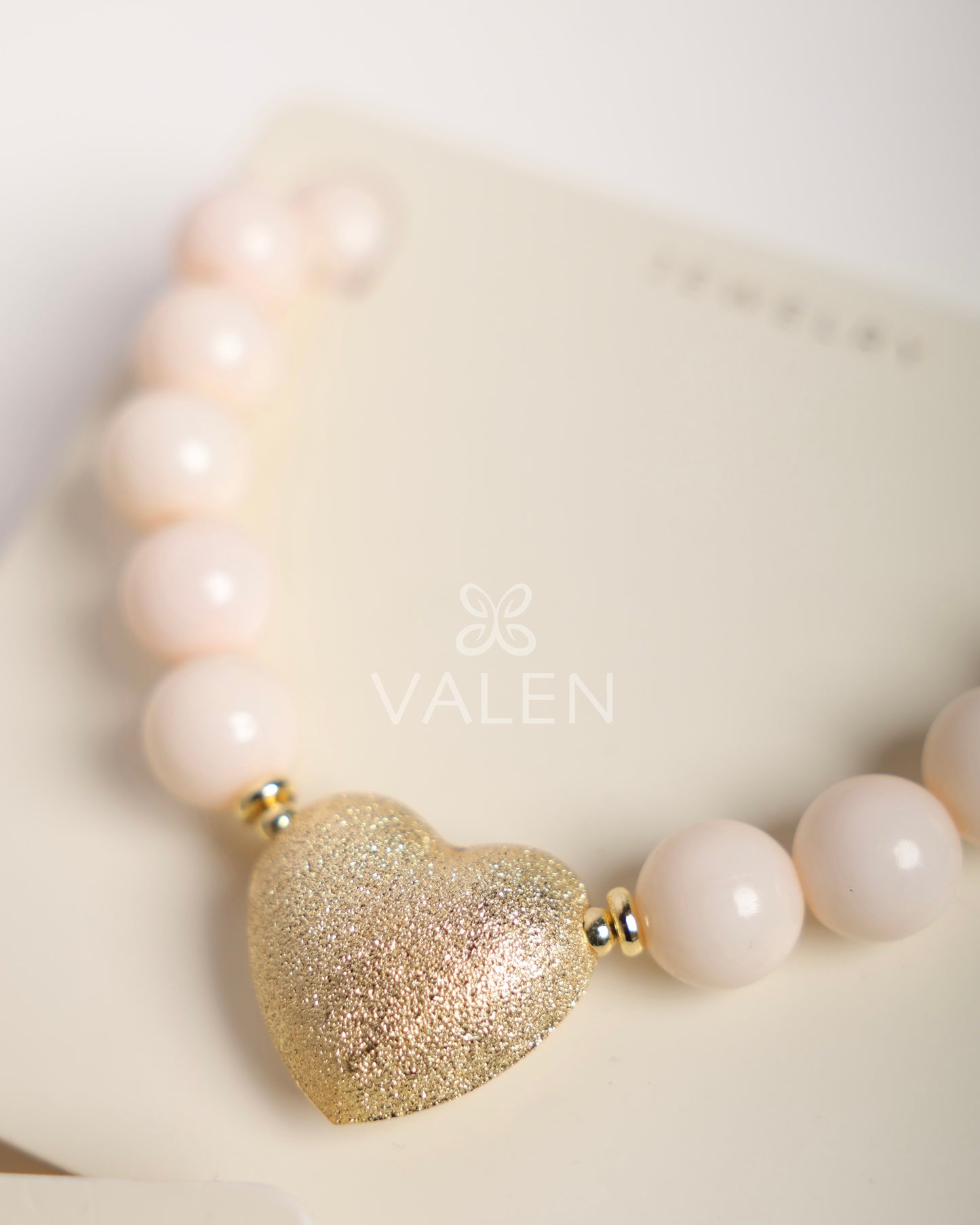 Collar redondo corazón