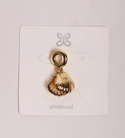 Charm concha y perla