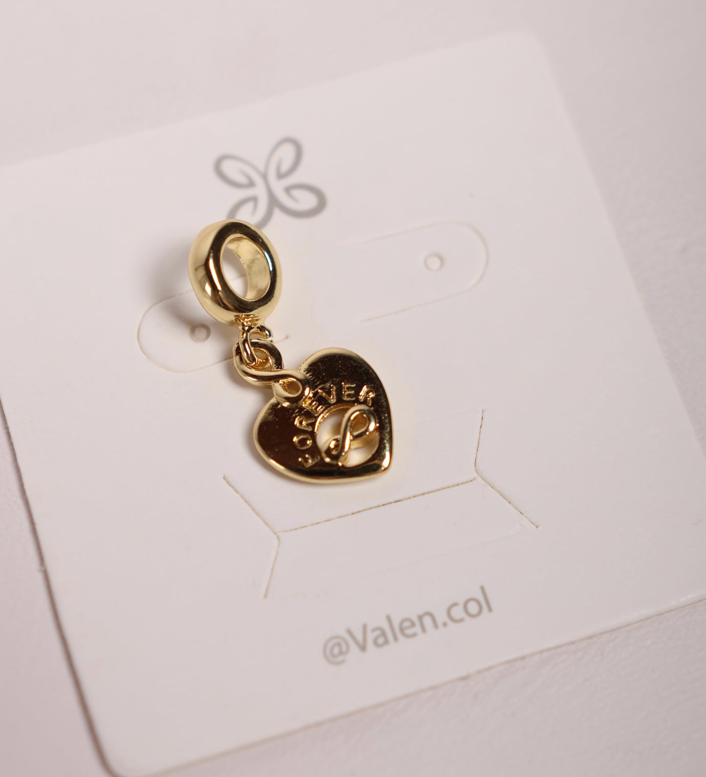 Charm friends forever