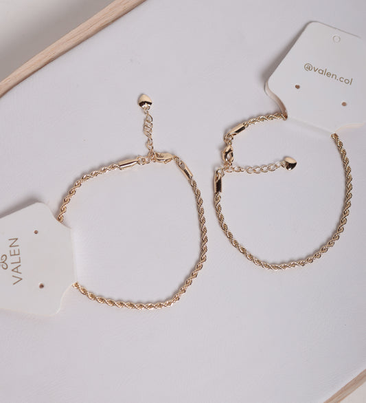 Pulsera entrelazada